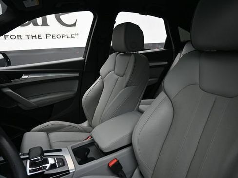 Used 2023 Audi Q5 2.0T Premium Plus w/ Premium Plus Package AWD/4WD image 17