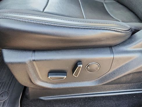 Used 2019 Ford F150 Raptor w/ Equipment Group 802A Luxury image 15