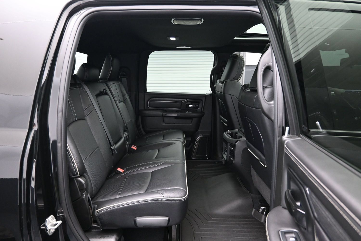 Used 2024 RAM 2500 Limited AWD/4WD image 12