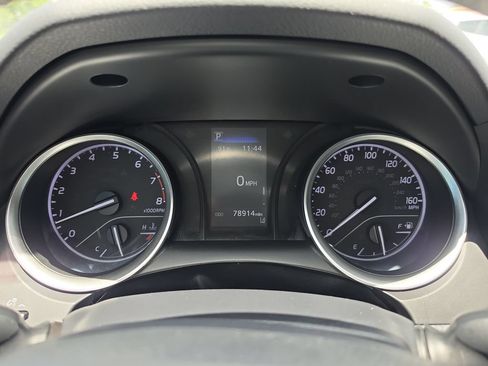 Used 2021 Toyota Camry LE FWD image 12