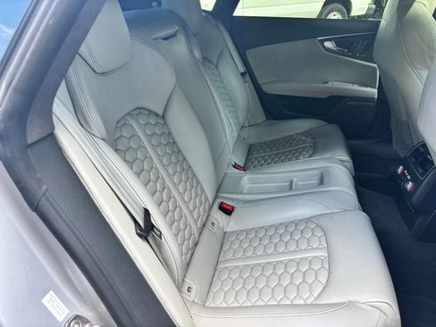 Used 2017 Audi RS 7 Prestige image 28