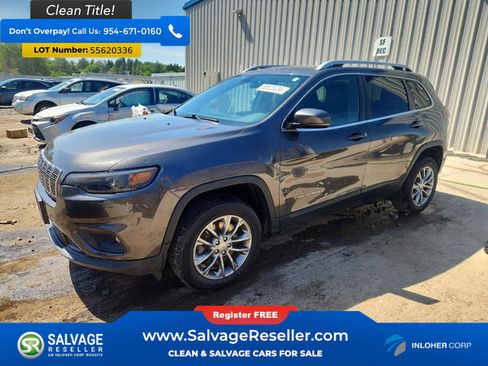 Used 2019 Jeep Cherokee Latitude Plus w/ Cold Weather Group AWD/4WD image 1