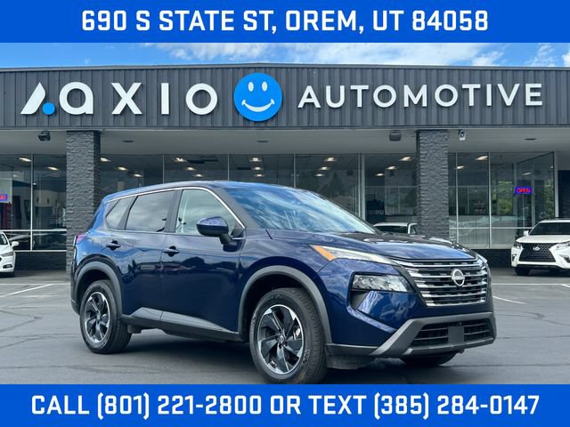 Used 2025 Nissan Rogue SV AWD/4WD image 1