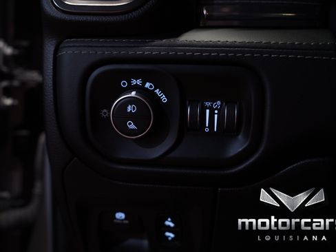 Used 2021 RAM 1500 Limited w/ Night Edition AWD/4WD image 38