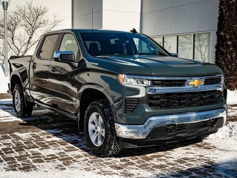 Used 2025 Chevrolet Silverado 1500 LT image 12