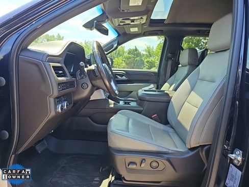 Used 2022 GMC Yukon XL SLT w/ SLT Luxury Package AWD/4WD image 3