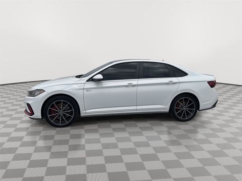 Used 2025 Volkswagen Jetta GLI Autobahn FWD image 6