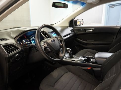 Used 2015 Ford Edge SE image 6