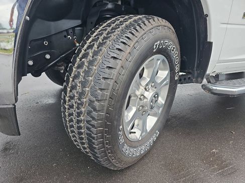Used 2025 RAM 2500 Big Horn AWD/4WD image 32