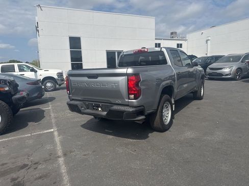 Used 2023 Chevrolet Colorado W/T image 9