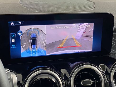 New 2026 Mercedes-Benz GLB 250 4MATIC image 26