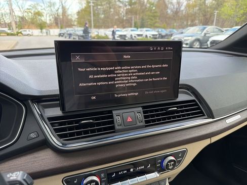 Used 2023 Audi Q5 2.0T Premium Plus w/ Premium Plus Package AWD/4WD image 17