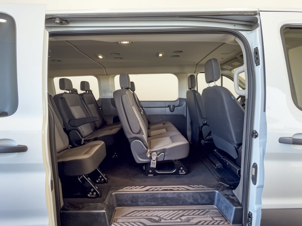 Used 2025 Ford Transit 350 XLT RWD image 25