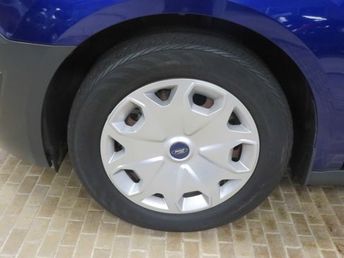 Used 2016 Ford Transit Connect XL image 7