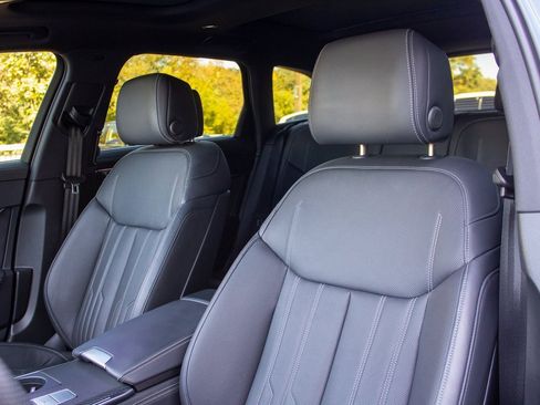 Used 2024 Audi RS 6 performance w/ Black Optic Package image 12