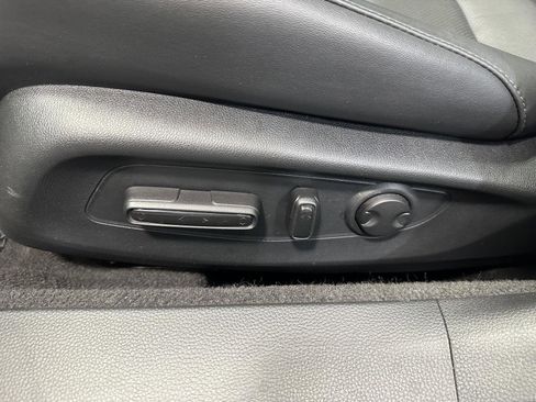 Certified 2025 Honda Accord EX-L image 17
