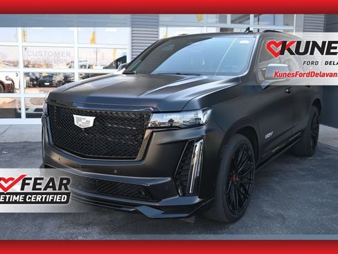 Used 2023 Cadillac Escalade V w/ LPO, ONYX Package AWD/4WD image 1