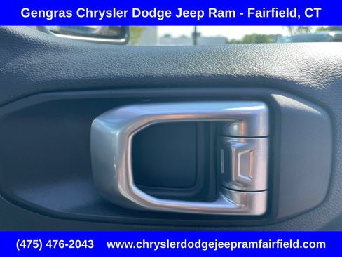 Certified 2025 Jeep Wrangler Unlimited Sahara AWD/4WD image 18