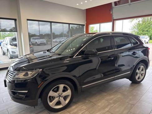 Used 2017 Lincoln MKC Premiere FWD image 10