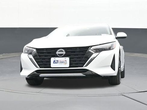 Used 2025 Nissan Sentra SV image 55