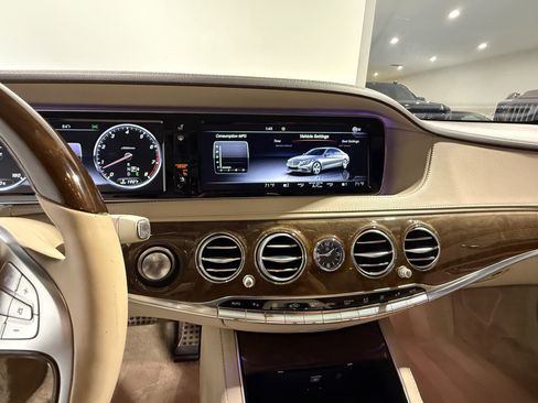 Used 2016 Mercedes-Benz S 550 4MATIC Sedan image 39