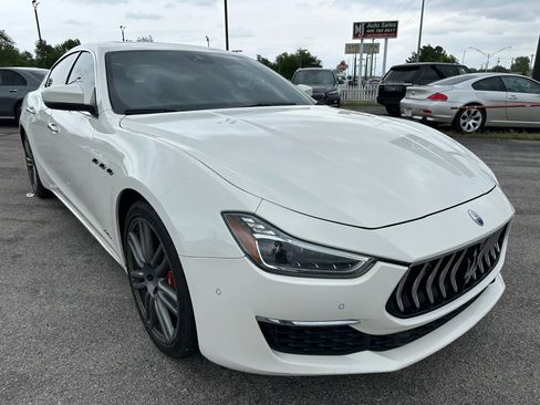 Used 2018 Maserati Ghibli S GranLusso RWD image 31