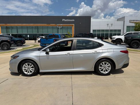 Used 2025 Toyota Camry LE FWD image 2