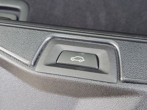 New 2026 BMW X5 xDrive40i w/ Climate Comfort Package image 27