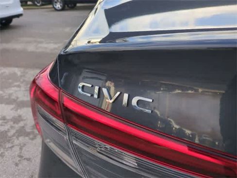 Used 2023 Honda Civic Sport image 13