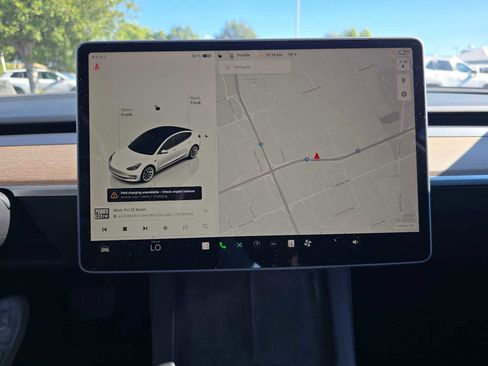 Used 2023 Tesla Model 3 Standard Range image 26