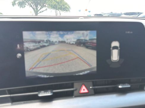 Used 2023 Kia Sportage SX FWD image 32