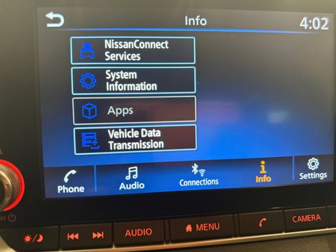 Used 2025 Nissan Sentra SV w/ Trunk Package FWD image 29