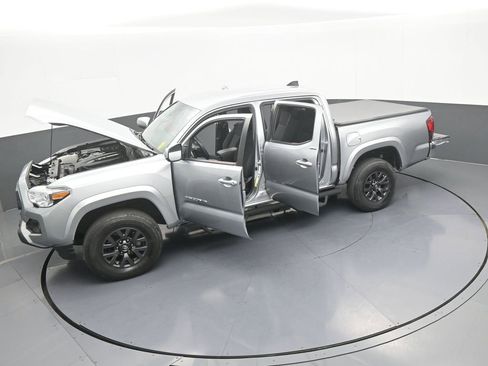 Used 2023 Toyota Tacoma SR5 RWD image 60