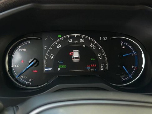 Used 2025 Toyota RAV4 XLE w/ Convenience Package AWD/4WD image 25