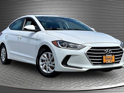 Used 2018 Hyundai Elantra SE FWD image 3