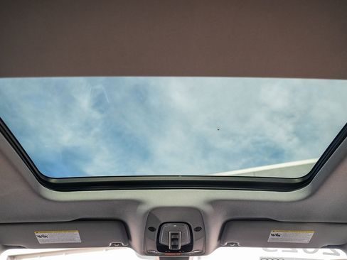 Certified 2023 Audi Q5 e Premium Plus w/ Premium Plus Package image 17