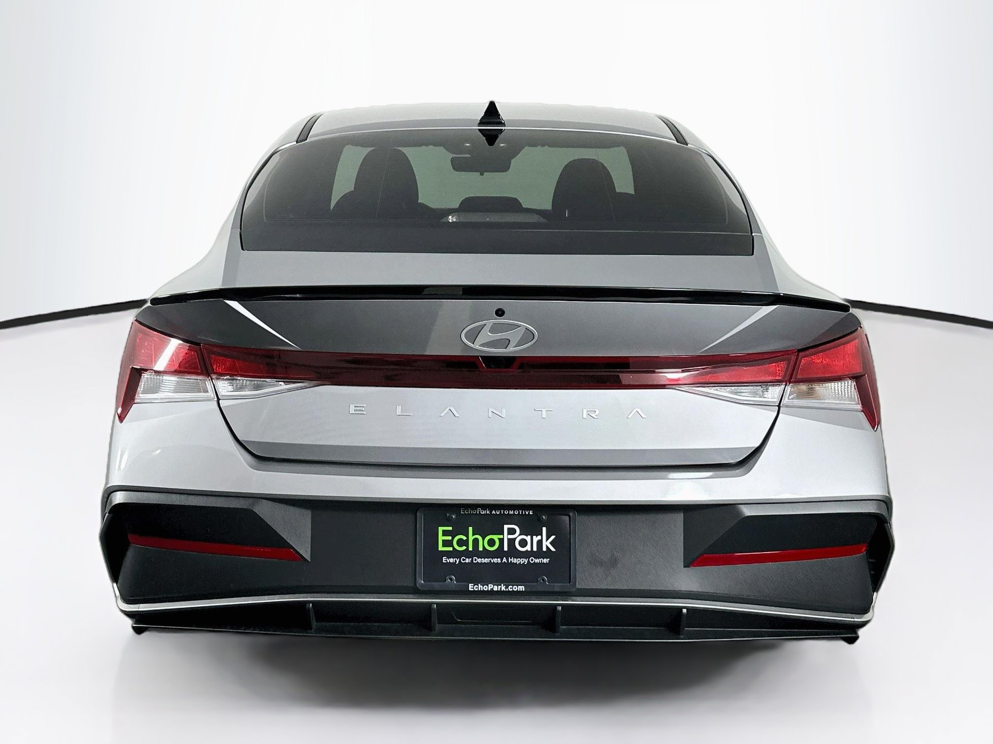 Used 2025 Hyundai Elantra Sport FWD image 7