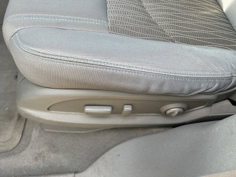 Used 2016 Chevrolet Traverse LS image 8