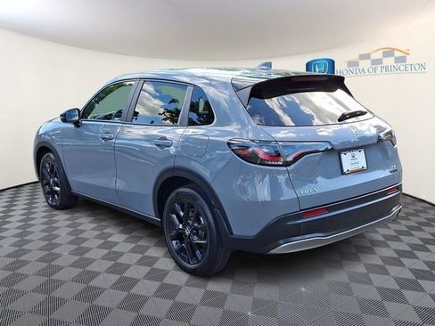 Used 2024 Honda HR-V Sport image 4
