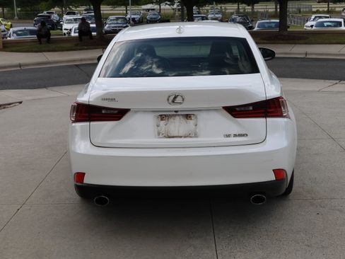 Used 2015 Lexus IS 250 RWD image 8