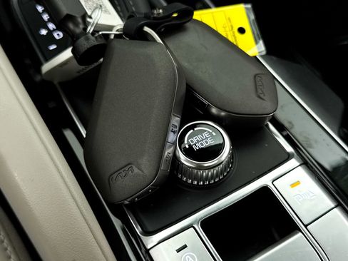 Used 2024 Kia Telluride S w/ S Sunroof Package FWD image 42