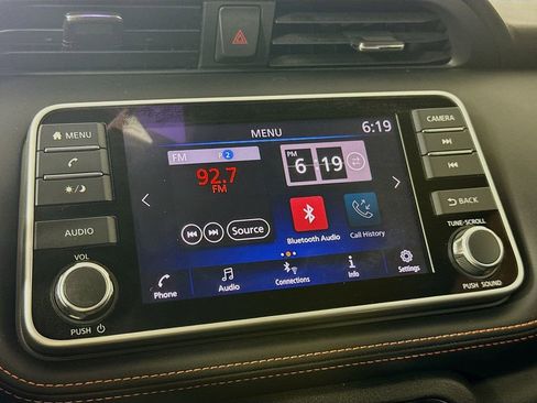 Used 2019 Nissan Kicks SR FWD image 16