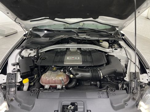 Used 2018 Ford Mustang GT Premium RWD image 24