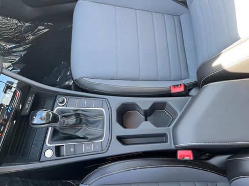 New 2025 Volkswagen Jetta SE image 18