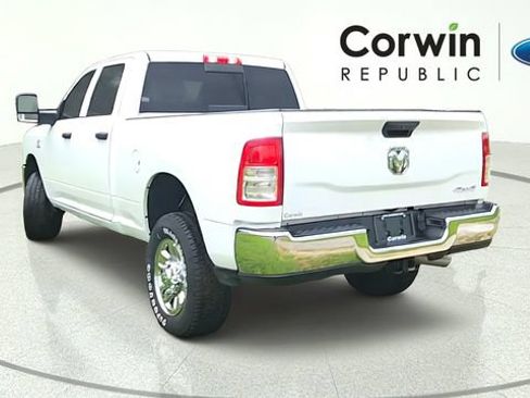Used 2024 RAM 2500 Tradesman w/ Chrome Appearance Group AWD/4WD image 4