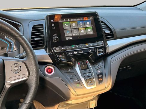 Used 2022 Honda Odyssey EX image 7