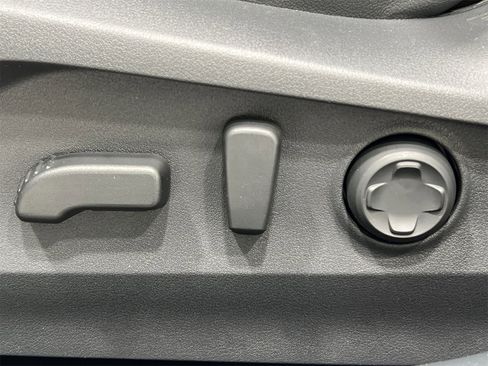 Certified 2025 Subaru Legacy Limited image 12