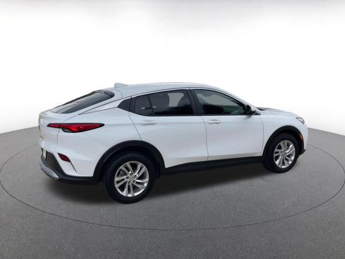 Used 2025 Buick Envista Preferred image 15