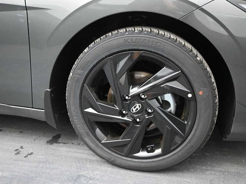 New 2026 Hyundai Elantra SEL Sport FWD image 10