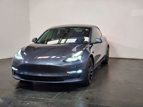 Used 2022 Tesla Model 3 Performance image 4